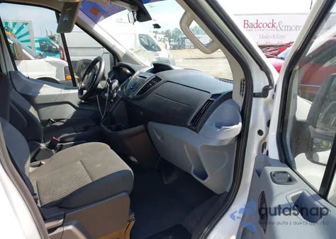 2016 Ford Transit Xlt z USA, uszkodzony, nr VIN 1FDZK1CM4GKB46112